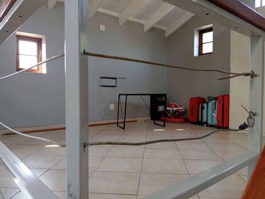 4 Bedroom Property for Sale in Waterval East North West